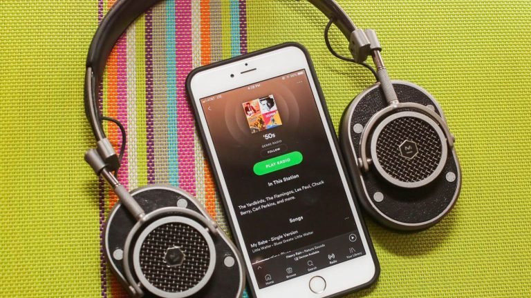 01 spotify headphones